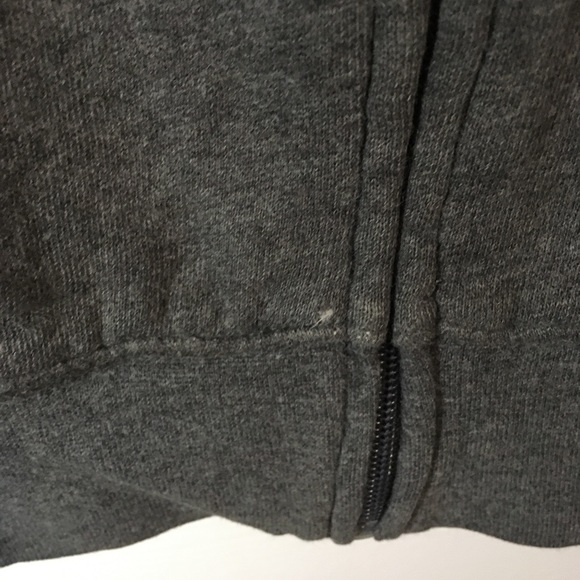 OLD NAVY Skull & Crossbones 1994 Logo Zip Hoodie Gray Sweater Jacket- Boys 7/8 - Picture 11 of 12